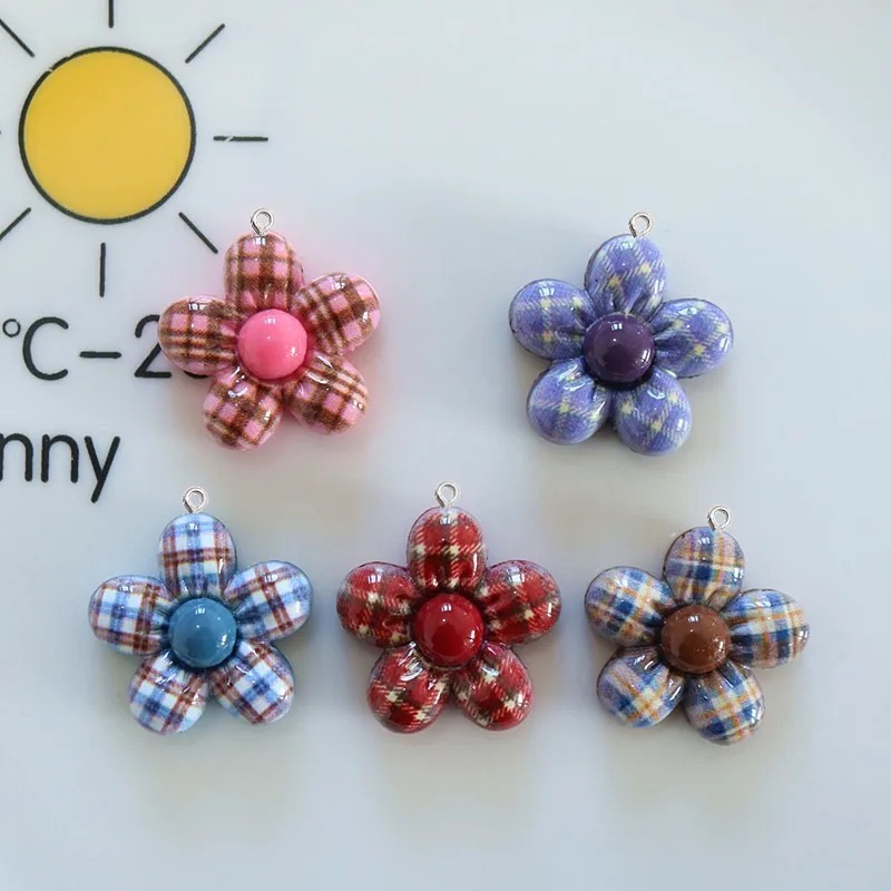 Resin Art Craft - 10 szt. Słodkie kwiatowe zawieszki z
