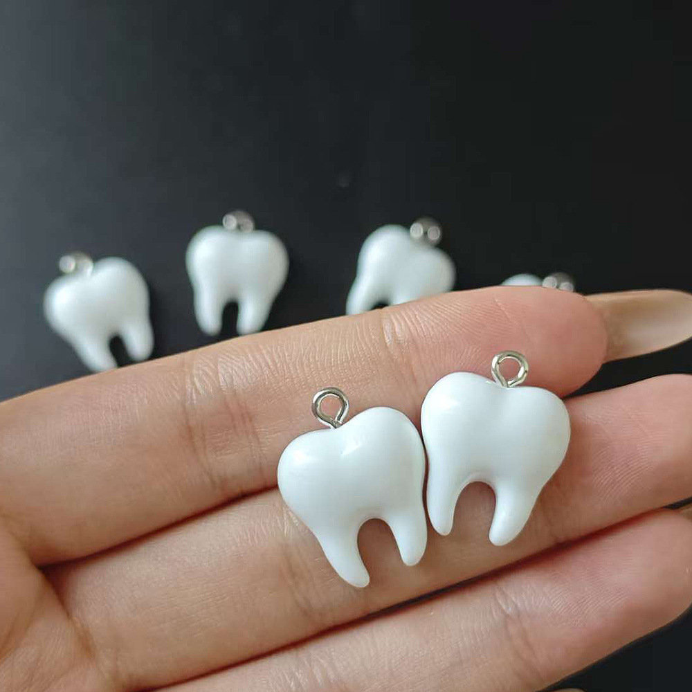 10 szt. Urocze białe zawieszki – Resin Art Love recenzja i cena