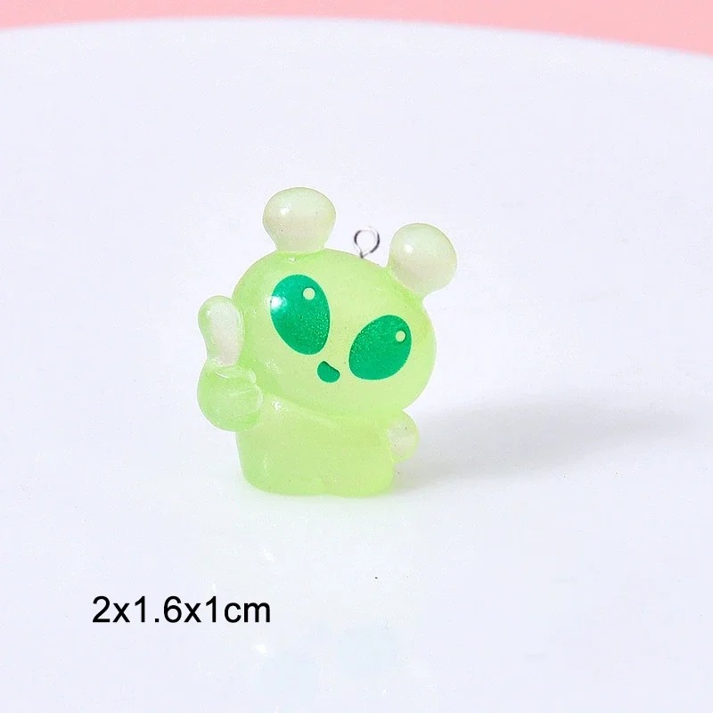 10 szt. Urocze Mini Zielone Ko – Resin Art Love recenzja i cena