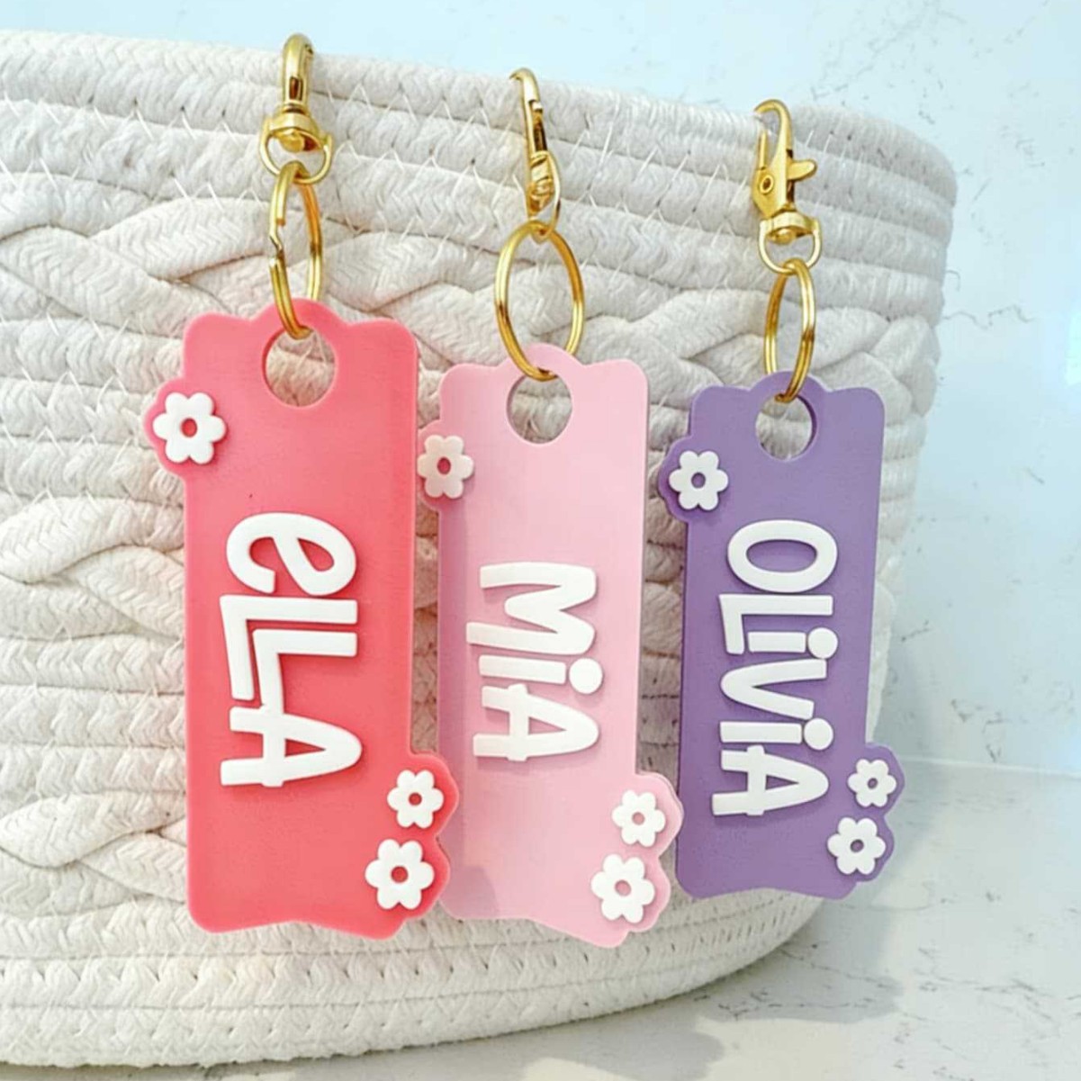 Personalizowany brelok akrylow – Resin Art Name recenzja i cena